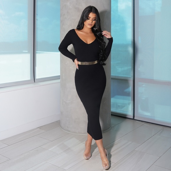 SOLD OUT Black Long Sleeve Ribbed Knit Dress - Picture 3 of 7